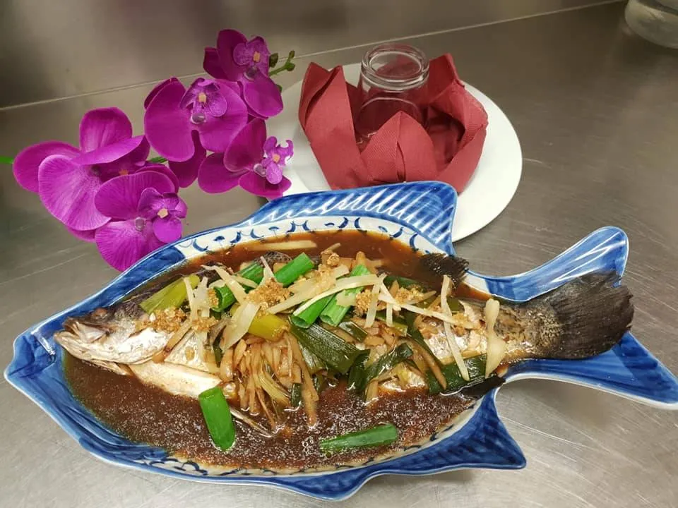 Surfers Paradise Thai Restaurant & Cafe