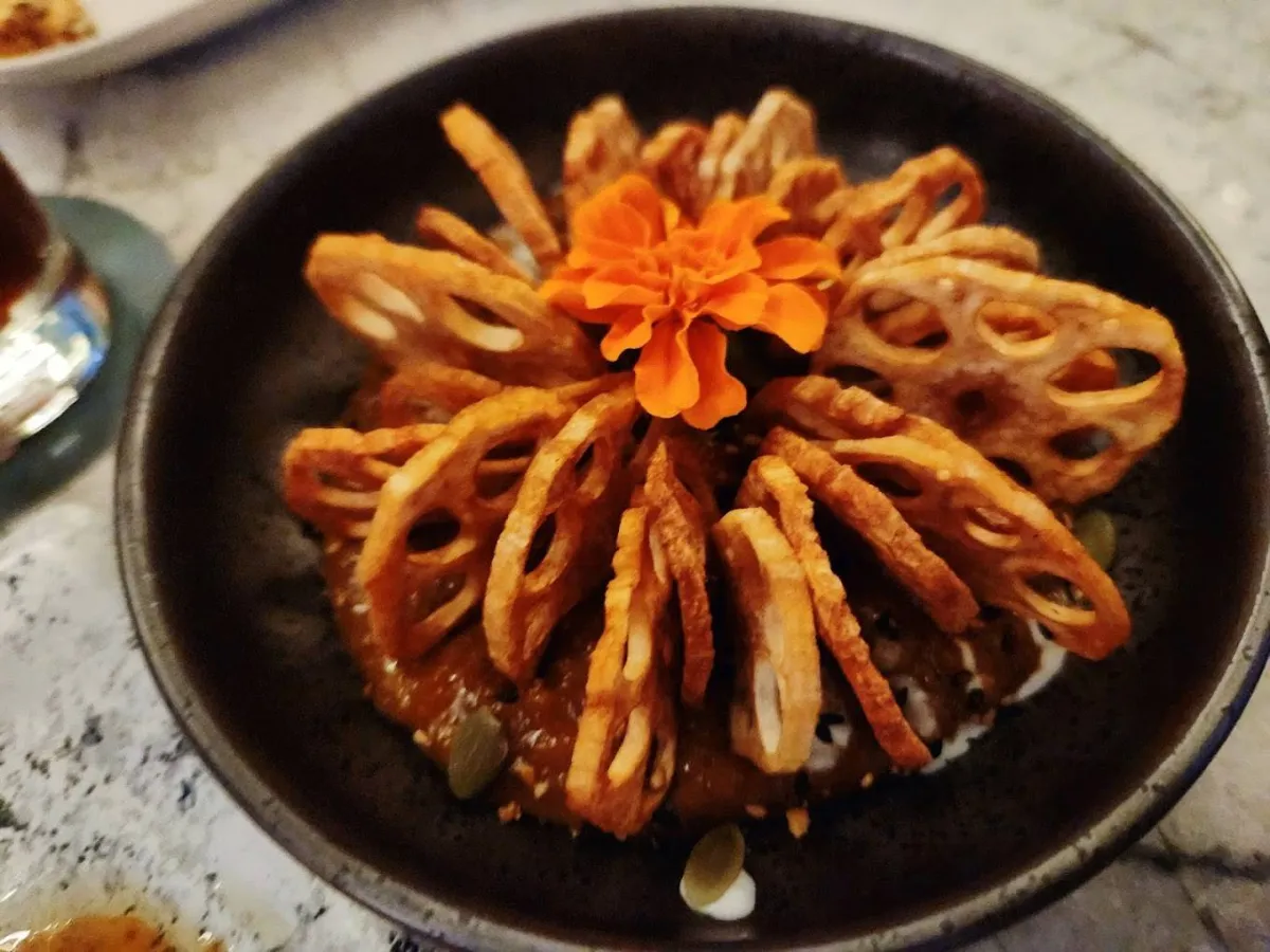 VALYN Thai Restaurant & Bar — photo 2