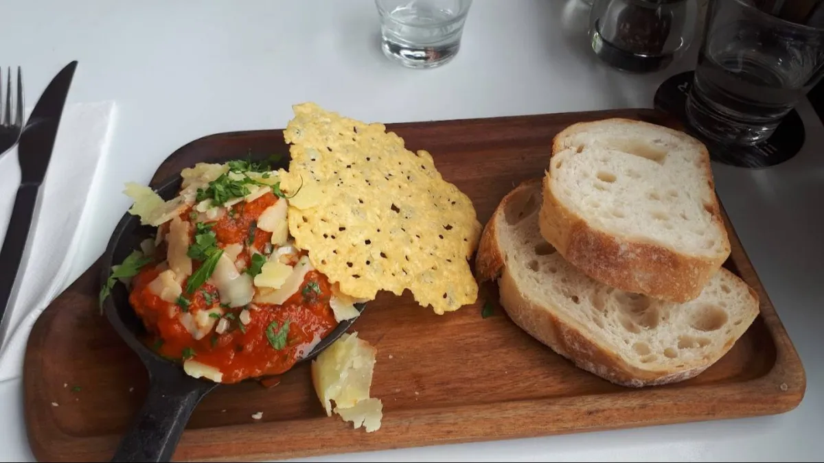 Edgewater Dining & Lounge — photo 2