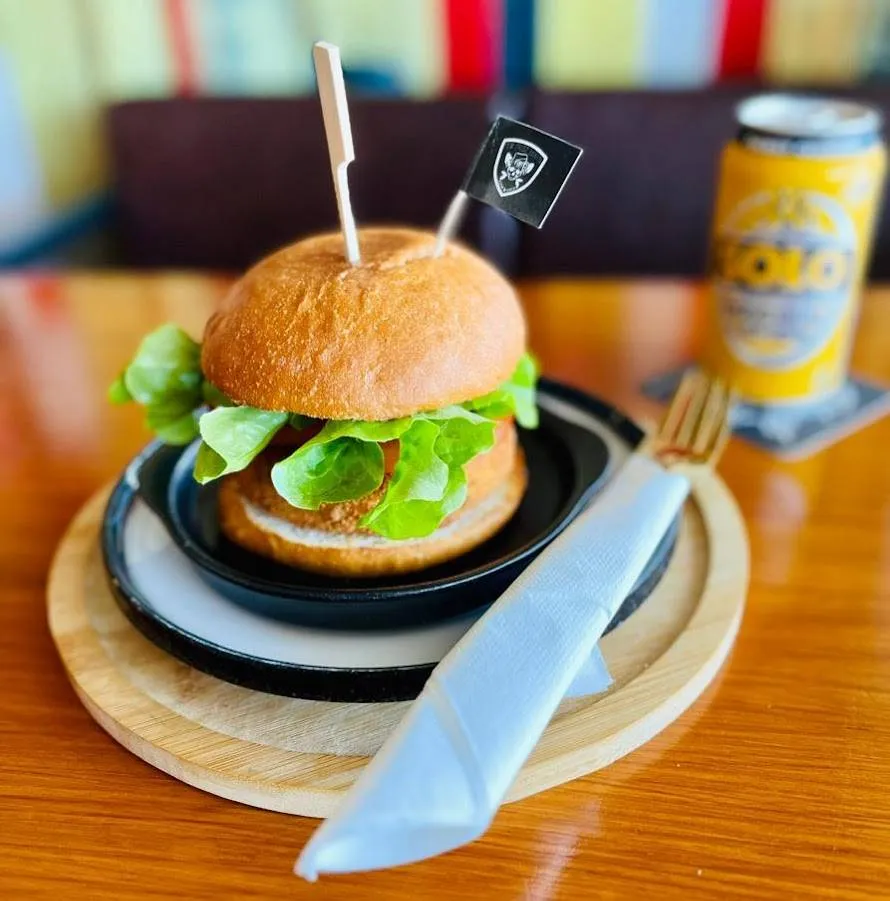 The Jolly Roger (Seafood and Burgers) — photo 2
