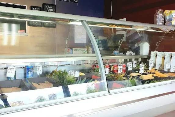 Caught 'n Cooked Fish & Chips Broadbeach — photo 2