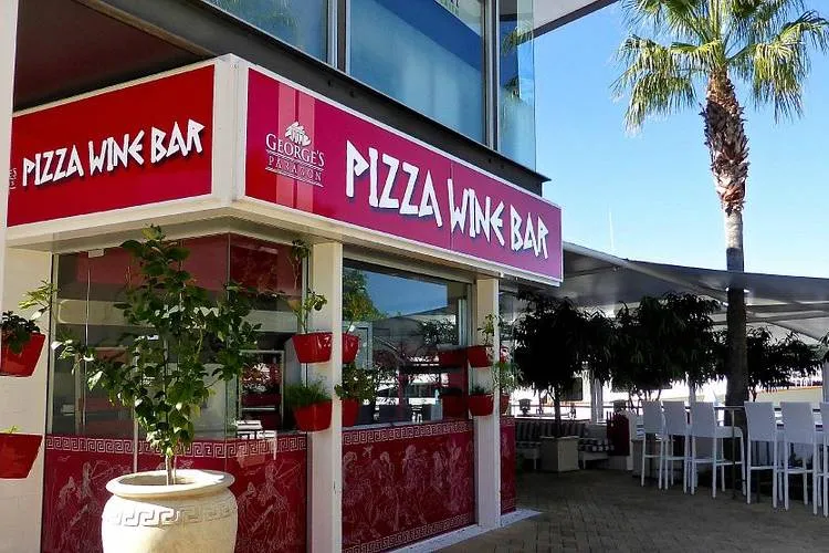 George's Paragon Pizza & Wine Bar  (Sanctuary Cove) — photo 2