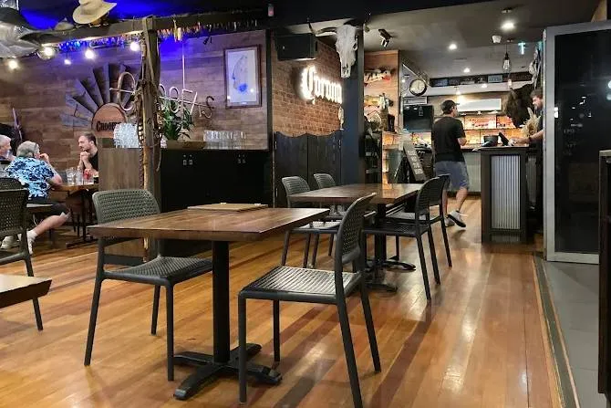 Choofas Smokehouse & Seafood — photo 2