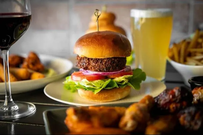 St Helens Bar & Burgers — photo 3