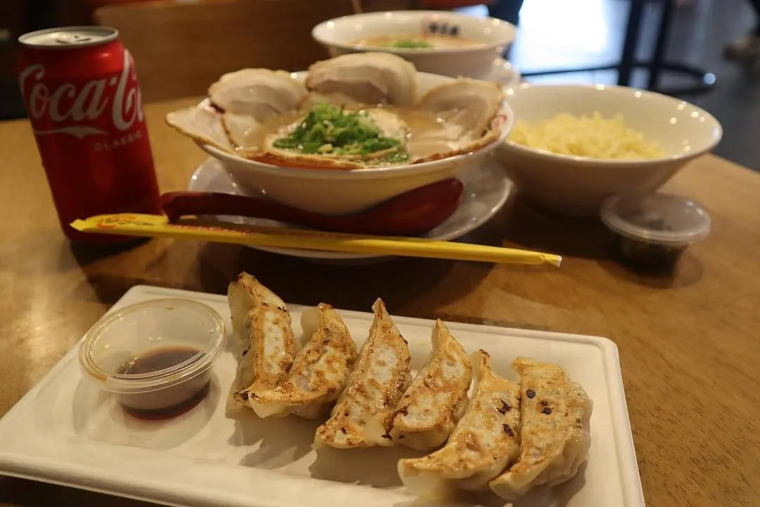 Hakataya Ramen (Broadbeach Waters) — photo 4