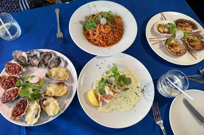 George's Paragon Seafood Restaurant (Sanctuary Cove) — photo 5