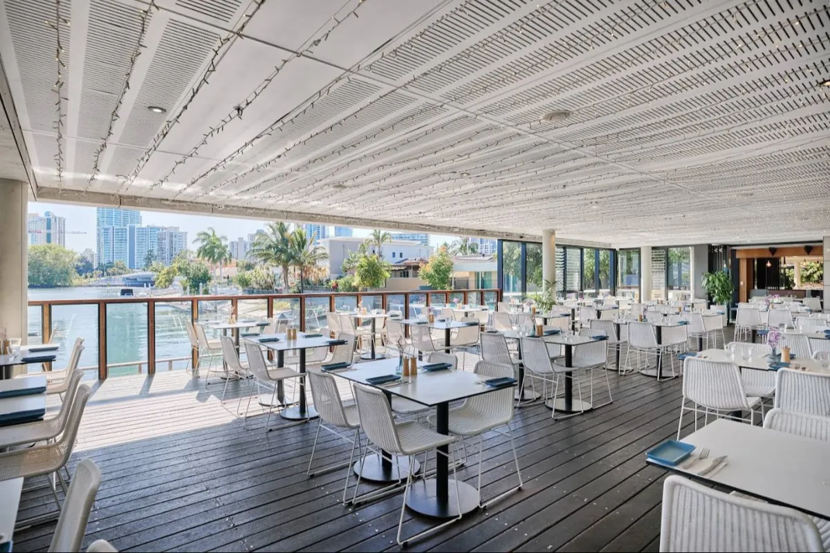 Edgewater Dining & Lounge — photo 4