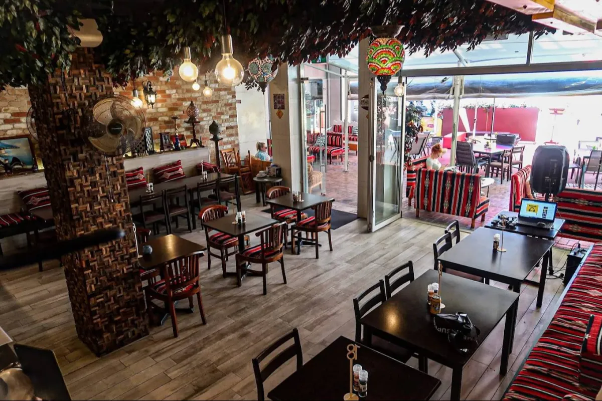 La Jordania Restaurant & Shisha Lounge