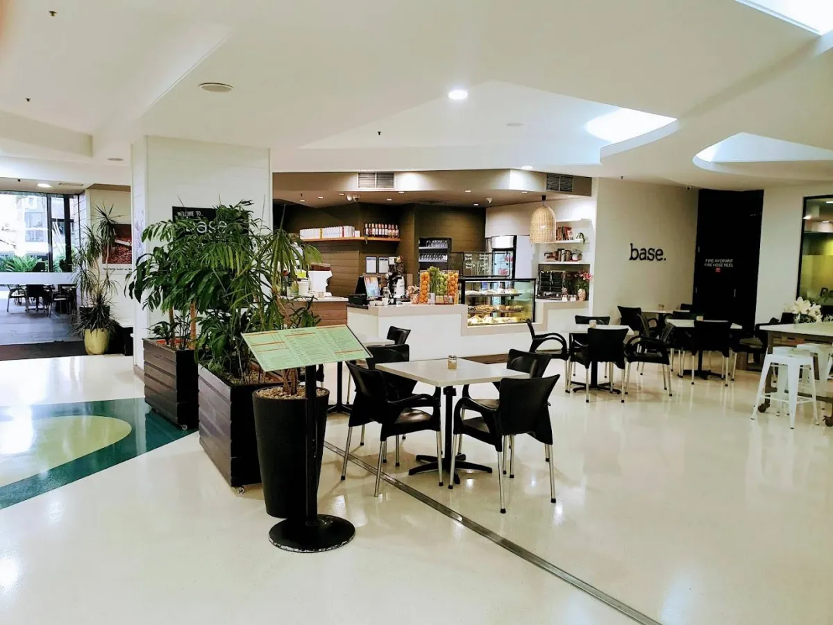 Base At Broadbeach — photo 4