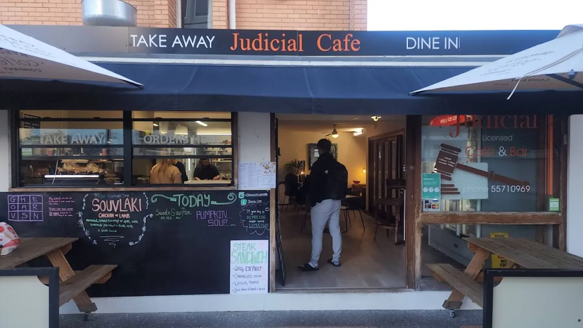 Judicial Cafe — photo 4