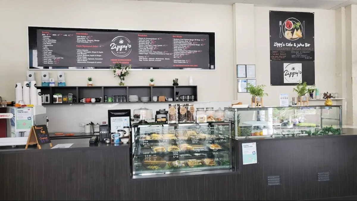 Zippy Cafe & Juice Bar — photo 4