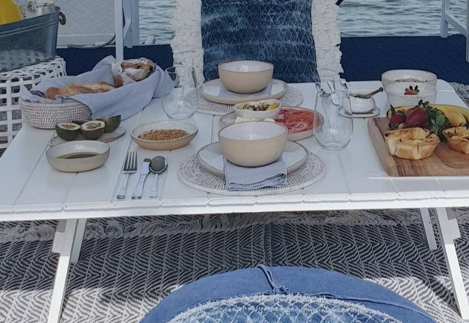 Pontoon Picnic (Groups) — photo 2