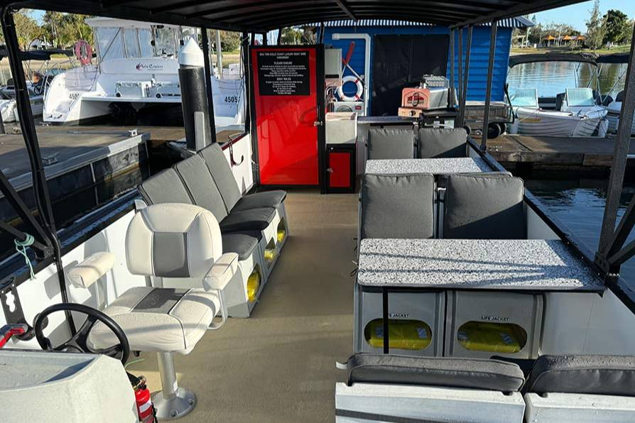 Luxury Pontoon Boat Up To 12 People — photo 2
