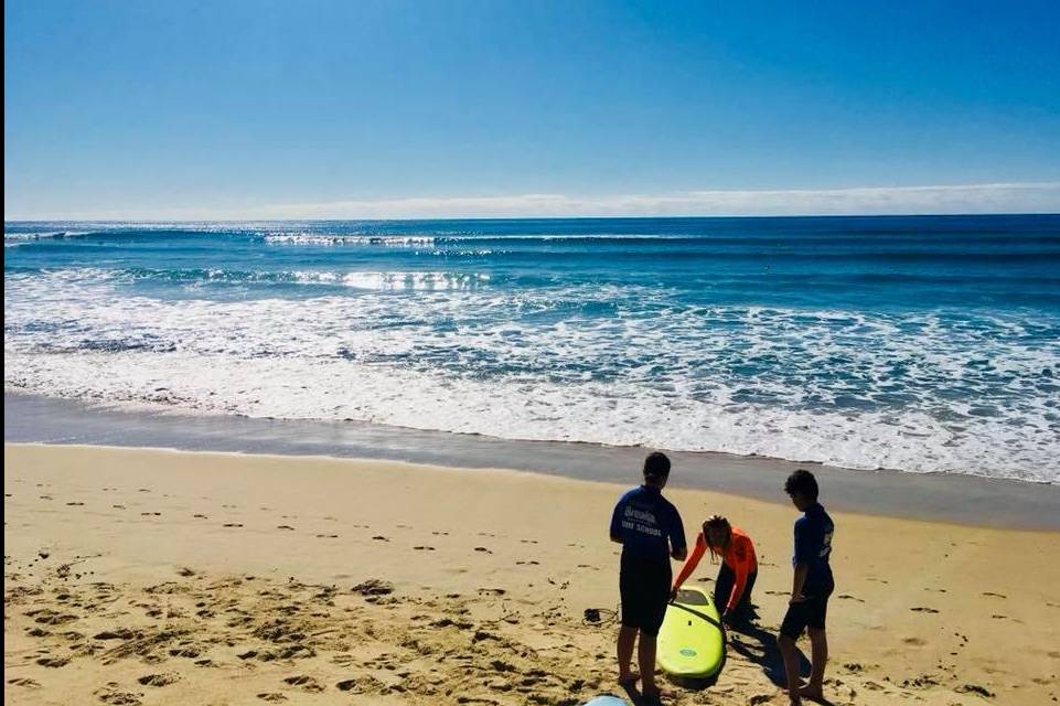 Intermediate Surfing Lesson — photo 3