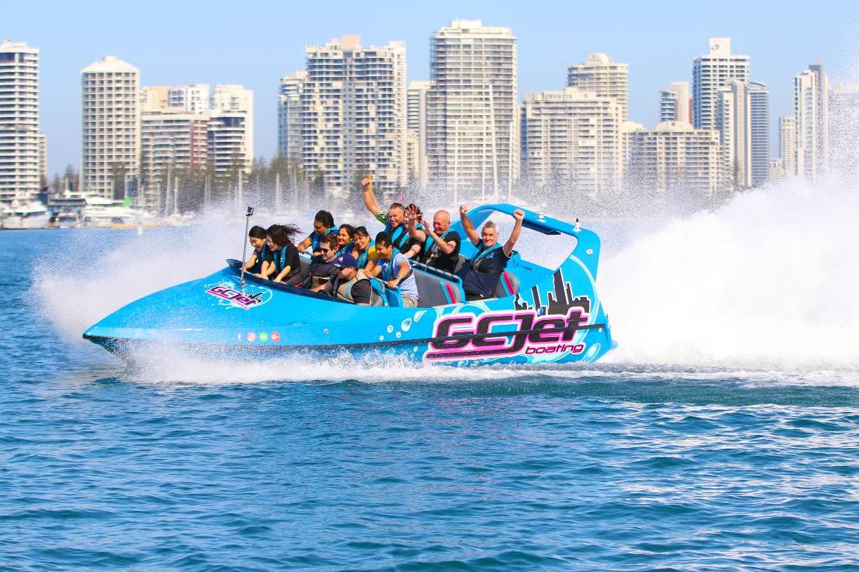 Jet boat, Parasailing + 2.5hr Jet Ski Safari (2ppl) — photo 3