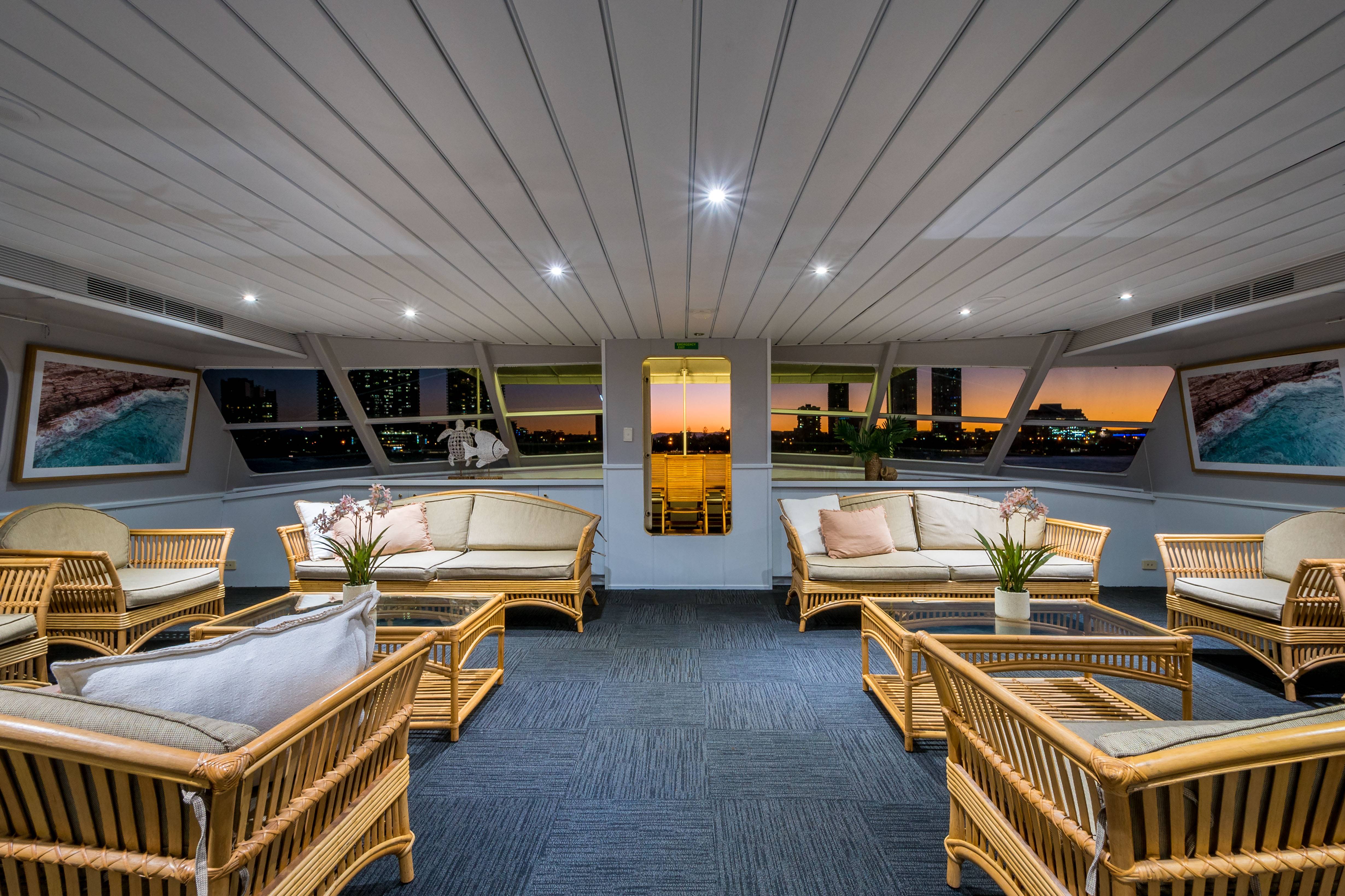 Luxury Sunset  Cruise — photo 3