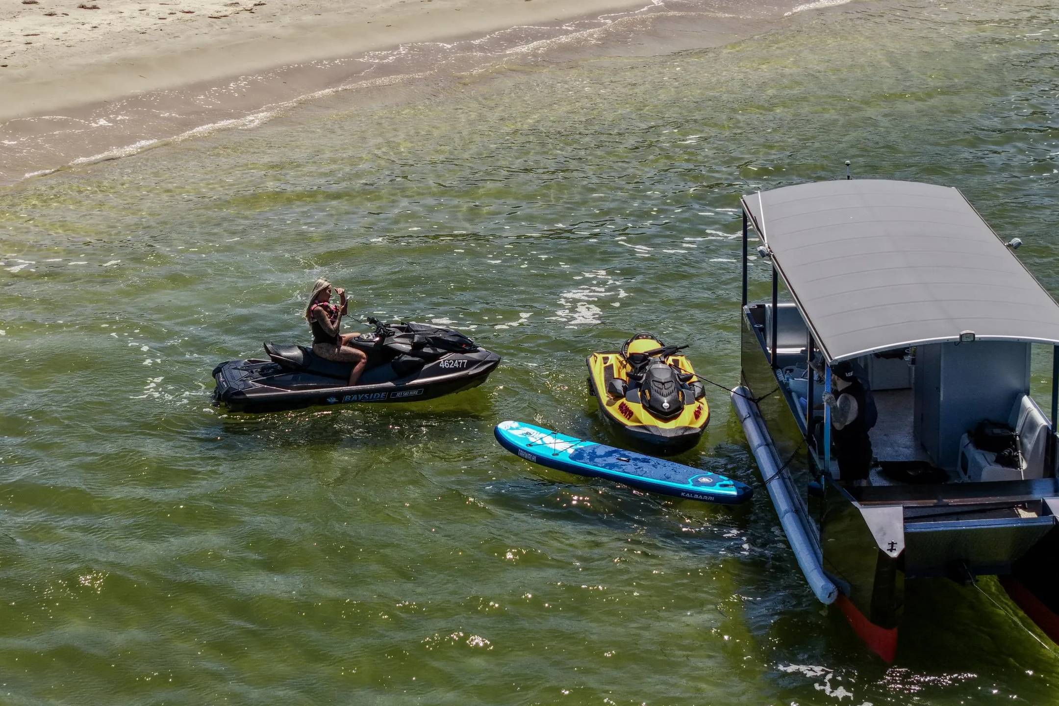 BBQ Pontoon Boat Hire — photo 4